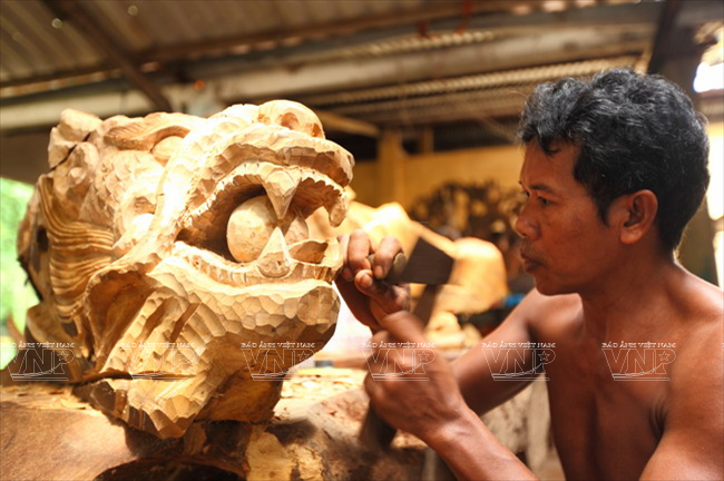 Vocational training at a Buddhist pagoda - ảnh 2